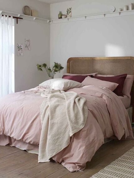 Piglet in Bed French Rose Plain Cotton Set